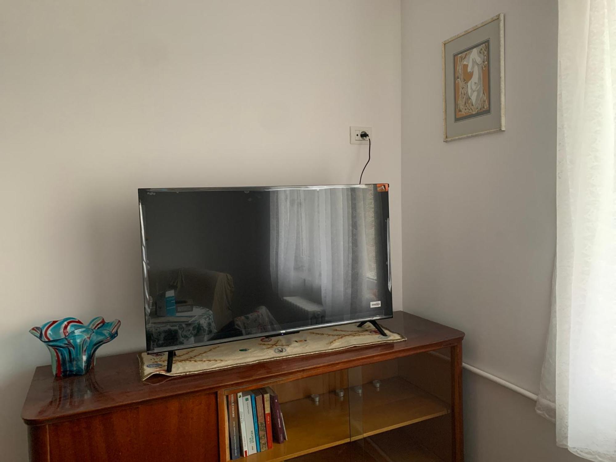 Charming Flat With Winter Garden Blending Classical Elegance And Modern Comfort 公寓 布加勒斯特